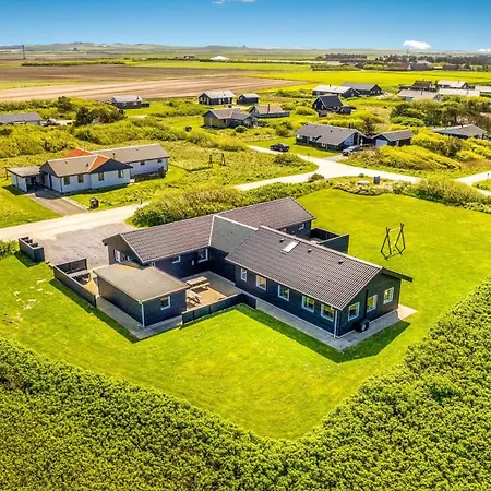 度假居 Poolhus I Vrist Til 18 Med Aktivitetsrum Sj800 哈博尔